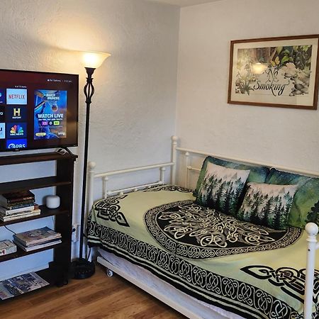 Sweet 2 Bedroom Close To U Of Oregon & Track! ユージーン エクステリア 写真