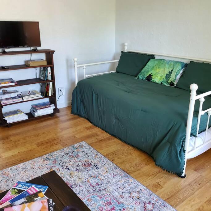 Sweet 2 Bedroom Close To U Of Oregon & Track! ユージーン エクステリア 写真
